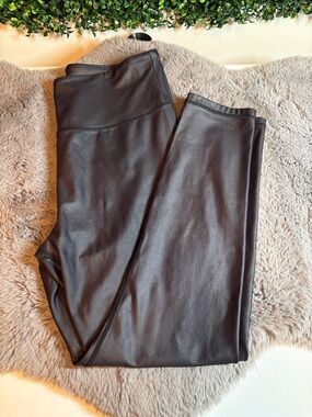 Zyia Active Black Shiny Leggings Size 14/16